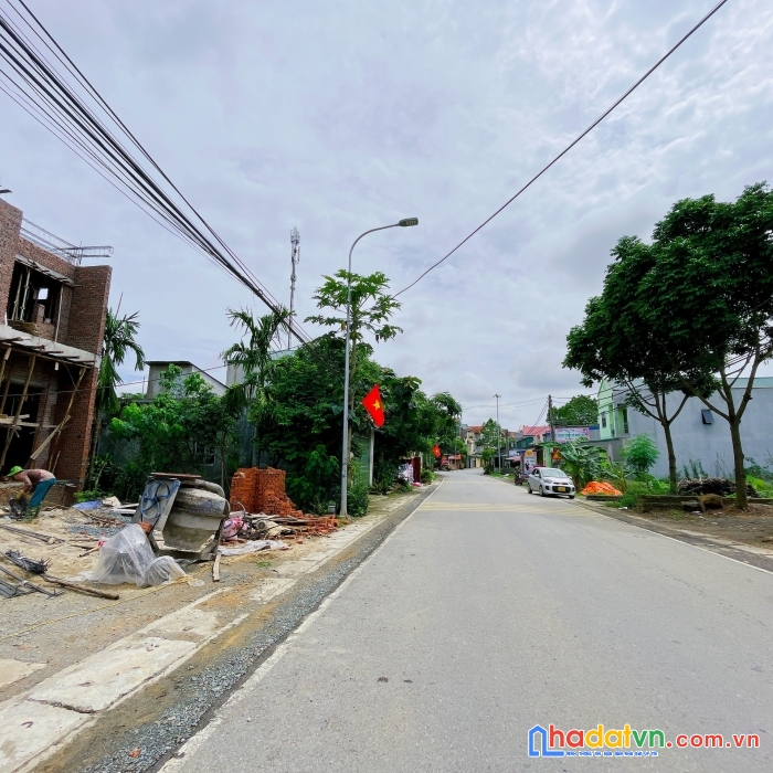 Chủ nhờ e bán gúp lô đất  2681 m gần chục chính ql21 tại phú mãn quốc oai hn giá chỉ nhỉnh 7tr/m .