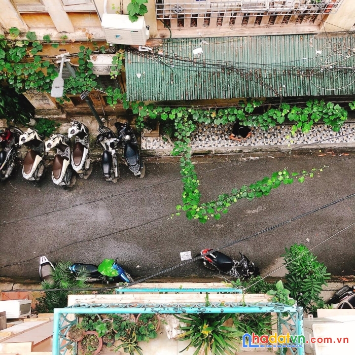 Bán nhà quan nhân (cầu giấy) - ô tô -  2 mặt thoáng - dt: 40/45t2, mt: 4.2, 5t, 9.5 tỷ.