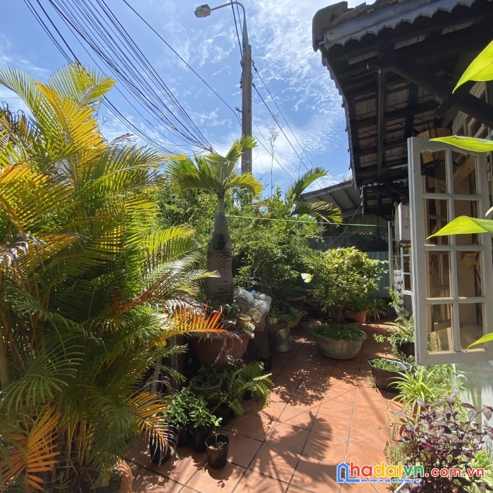 Chủ về mỹ định cư cần bán villa 2 mặt tiền đang kinh doanh tại biển an bàng, hội an