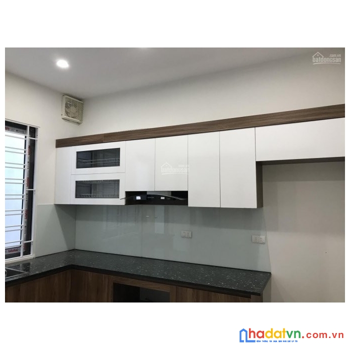 Cần bán gấp [trong tháng] nhà lô góc phố khương đình, 50m2, ô tô đỗ cửa, view thoáng, 7.5 tỷ