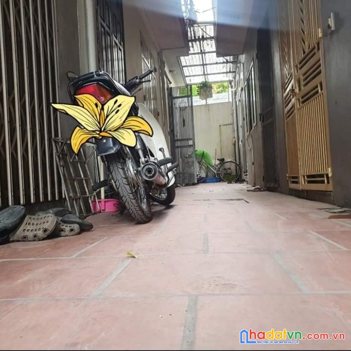 Bán nhà lĩnh nam - hoàng mai. ngõ thông, sổ đỏ đẹp. dt 42m2 x 4 tầng. giá 2,75 tỷ.