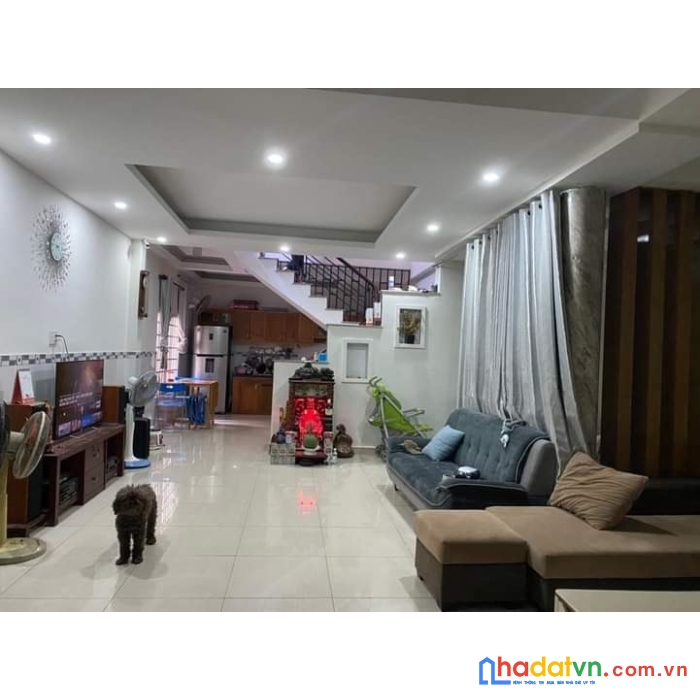 Xe hơi ngủ trong nhà, ngang gần 6m-cách mặt tiền đường 50m-kế bên vincom nam long-huỳnh tấn phát-