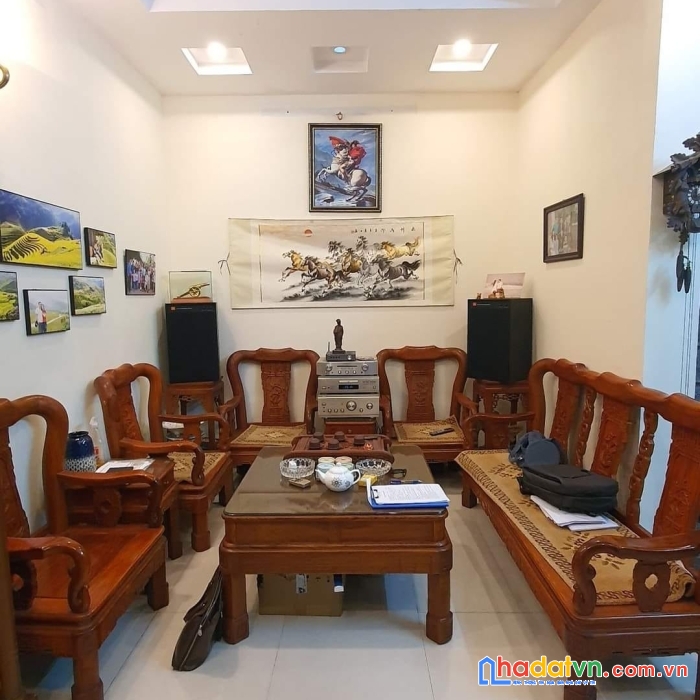 Bán nhà nguyễn khánh toàn, cầu giấy nhà đẹp gần phố, oto đỗ cửa, 5.6 tỷ