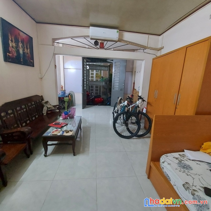 Bán nhà 56m2 đường  vườn lài tân phú căn góc hẻm thẳng trục