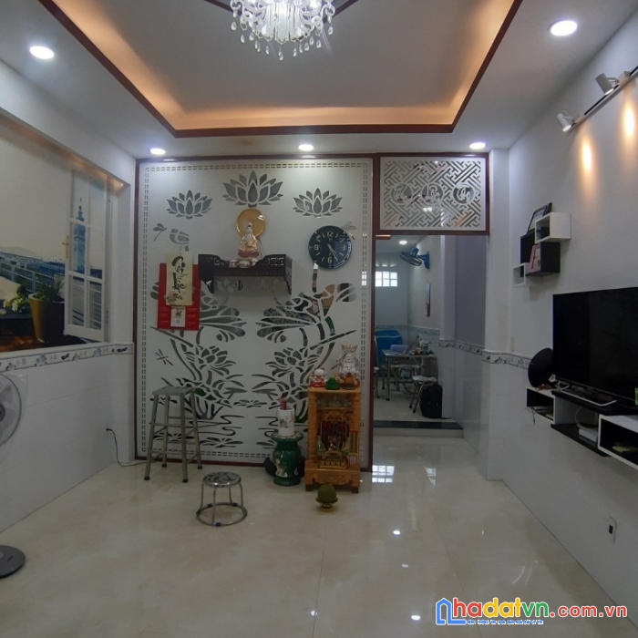Anh minh  nhà mặt  tiền đường gò dầu  diện tích lớn, tân phú  230 m2 giá mềm