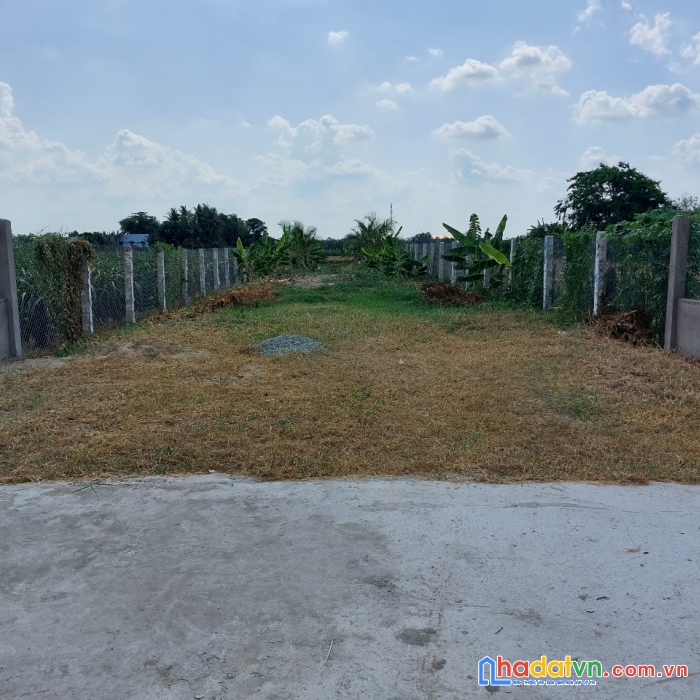 Cần bán đất vị trí đẹp tại tỉnh : long an