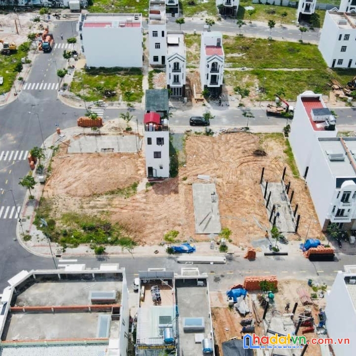 Bán căn góc ngay lối vào lốc chung cư vietsing reverside.