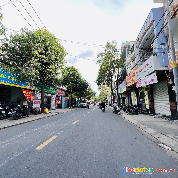 Đất sát đường linh đông chỉ cách 50m, xe hơi tới nơi, khu dân trí cao, p.linh đông – giá 3.8 tỷ