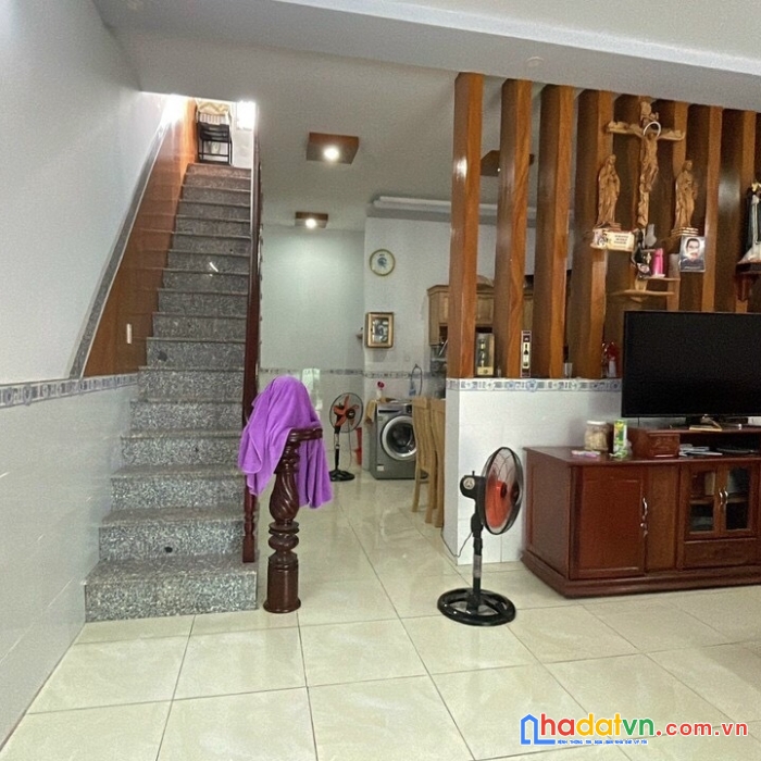Cần bán gấp căn nhà vị trí  đẹp tại thành phố biên hòa, tỉnh đồng nai.