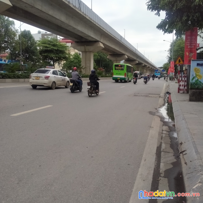 Kinh doanh, vỉ hè, mặt phố quang trung, hà đông, 95m x cấp4, nhỉnh 26.8tỷ.