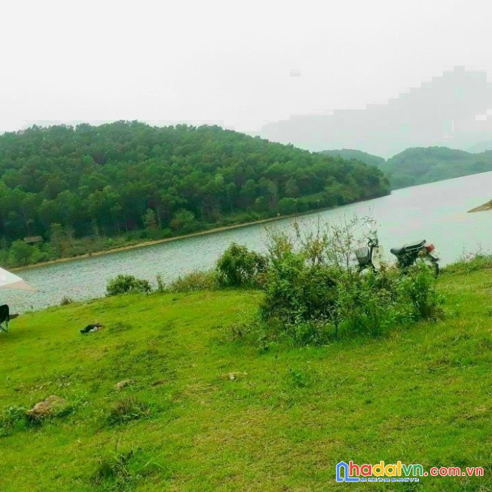 Cần bán lô đất đẹp long lanh óng ánh sóng sánh nước hồ tại kỳ sơn hoà bình