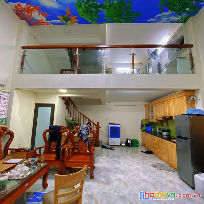 Bán nhà trần cung sát phố 40m2 4t mt 4,3m 4,1 tỷ nhà mới đẹp tặng full nội thất