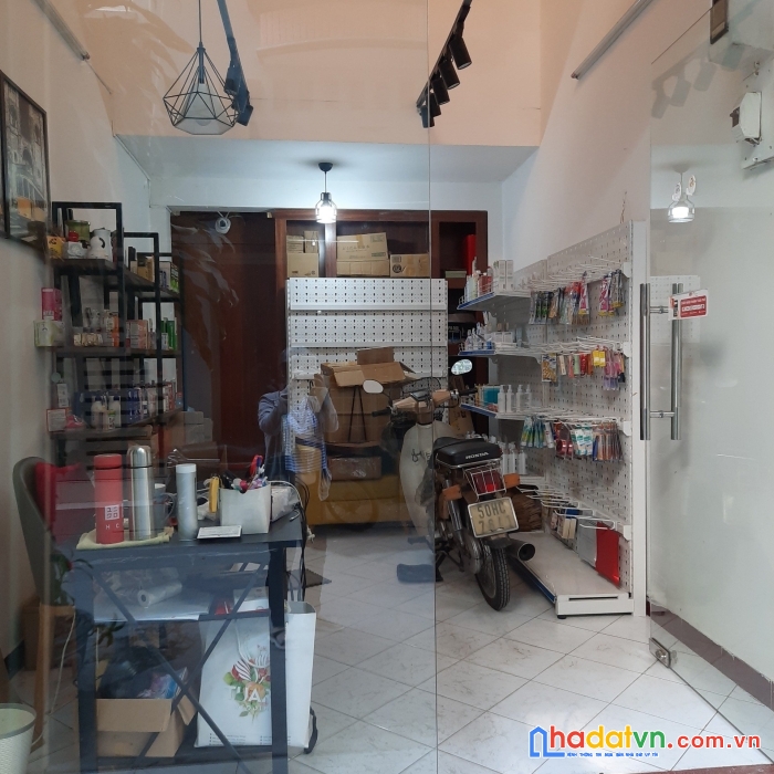Mặt bằng kinh doanh cho thuê số 835/19d trần hưng đạo, p1, q5