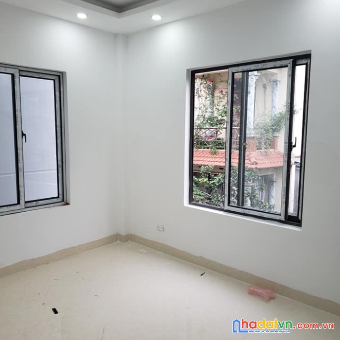 Bán nhà nam dư, hoàng mai 4 tầng 38m giá 3 tỷ ngõ thông