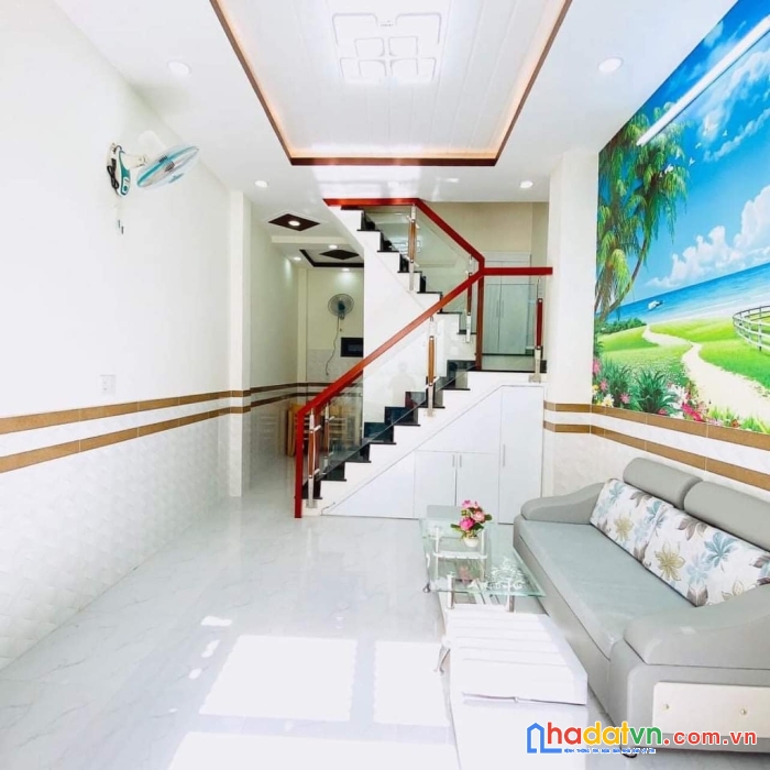 Nhà 2 tầng - cho thuê tốt – cách tân bình 1km- chỉ 3 tỷ x.