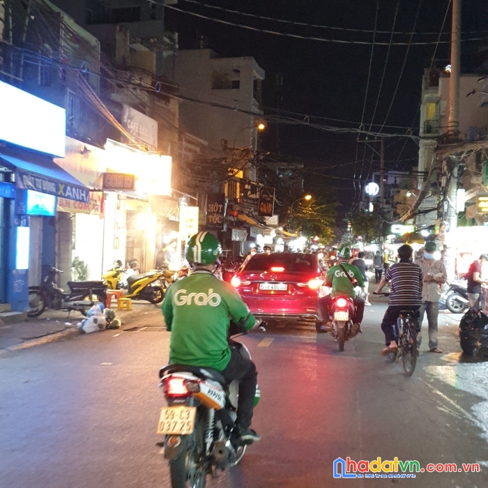 Mặt tiền 2 mặt vĩnh hội nhà mới đẹp 5tầng dtxd 175 m2 quận 4 có 6 tỷ