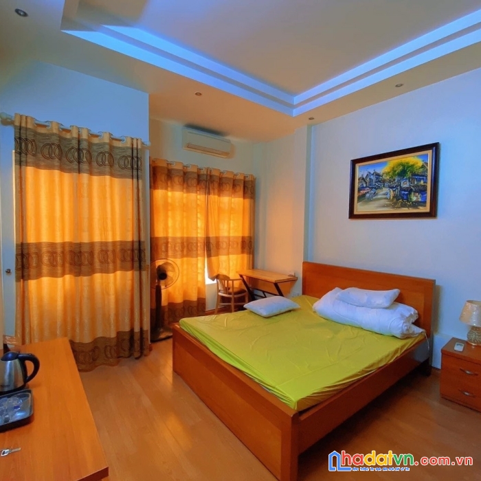 Bán nhà văn cao, ba đình, 63m2, mặt tiền rộng, giá hơn 8 tỷ.