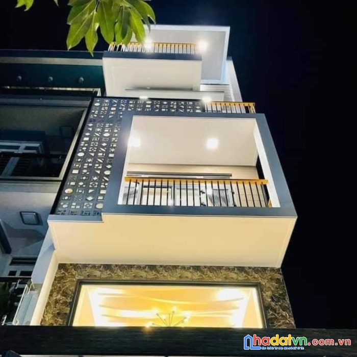 Hộ khẩu ba đình - dt32m2x3t - mt4.1m lô góc 15m ôtô tránh 3pn chỉ 2tỷ6 0976106636