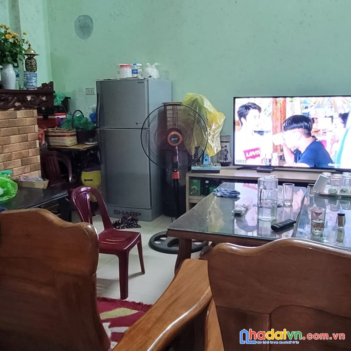 Bán nhà hòa bình 7, ngõ thông thoáng nhà cách oto hơn 10m, sổ đỏ đẹp chỉ nhỉnh 1 tỷ.