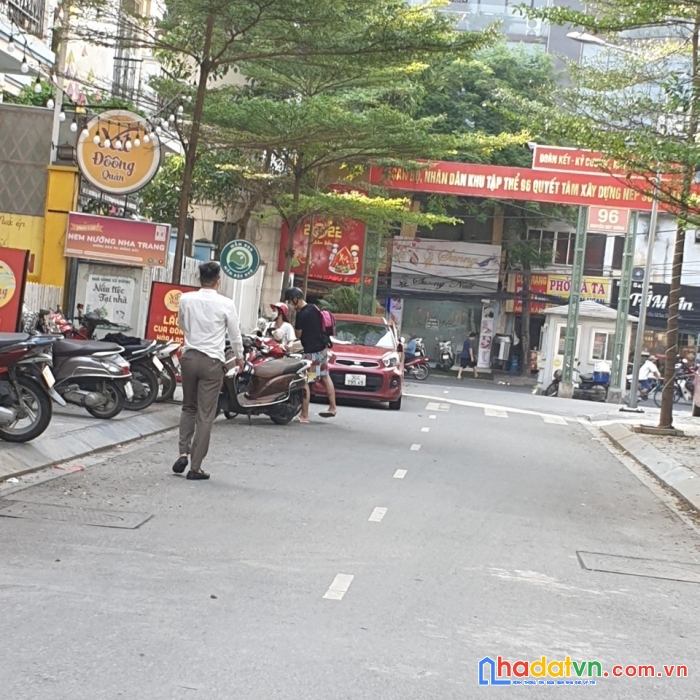 Hiếm! bán nhà liền kề dự án 96b nguyễn huy tưởng, 68m2, 5 tầng, giá tốt 21 tỷ