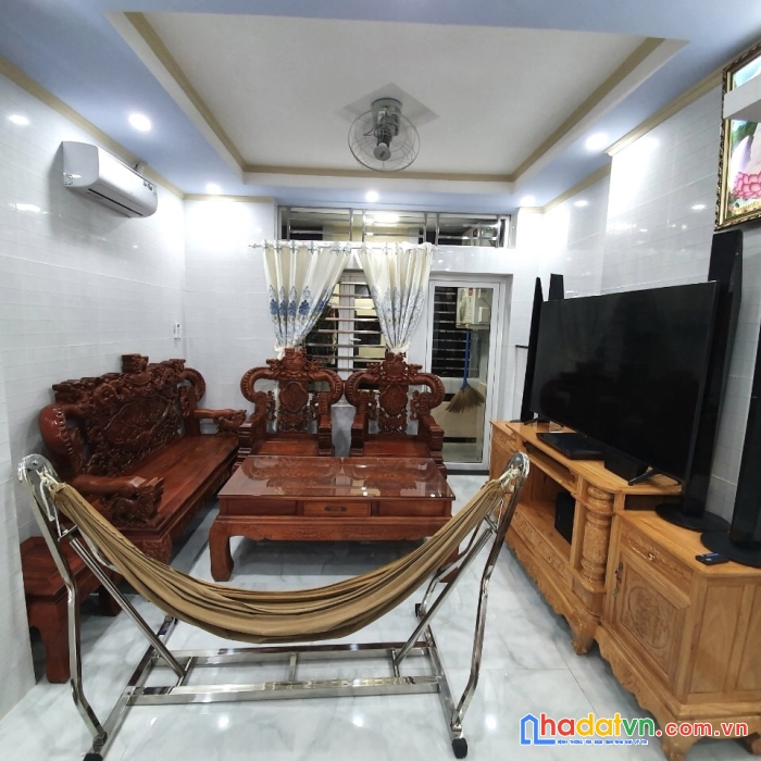 Cho thuê căn hộ góc hưng phú 3 phòng ngủ full nội thất gỗ cao cấp tuyệt đẹp 