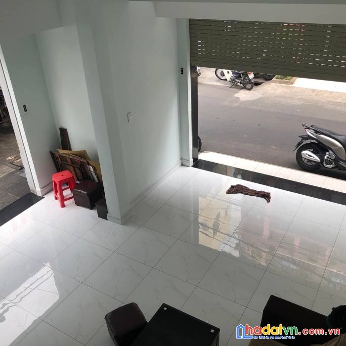 Cho thuê nhà 540 vĩnh viễn q10. hai mặt tiền kinh doanh
 
