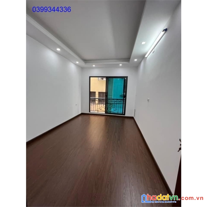 Thanh liệt _ nhà mới đẹp hiện đại _ 3 ngủ_ ô tô gần _ sát kdt linh đàm, giá cực tốt