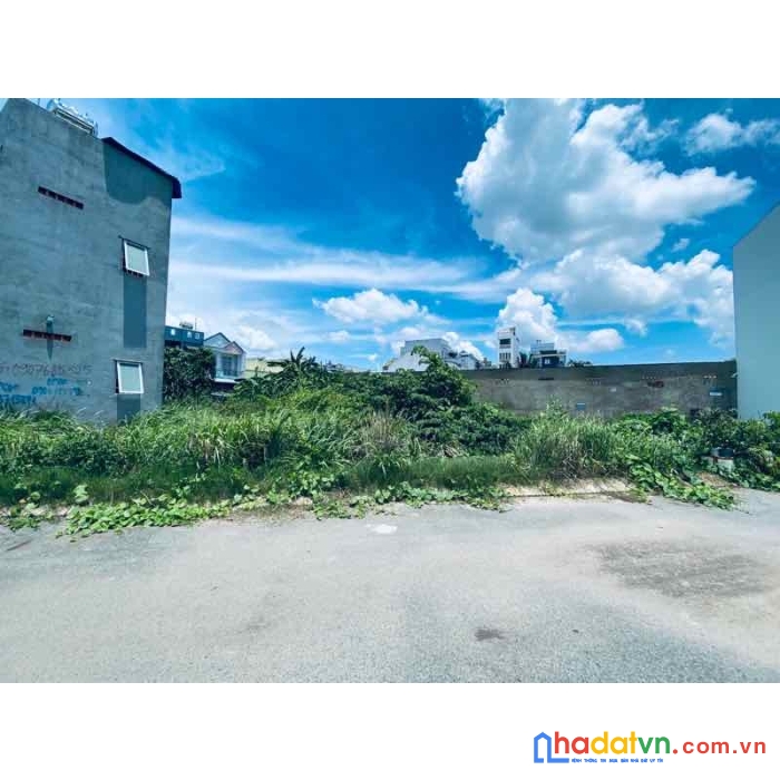 Đất đường 6 long trường , hẻm oto 6m, 5x28.5 ( 142.5 m ), chỉ 6.6 tỷ