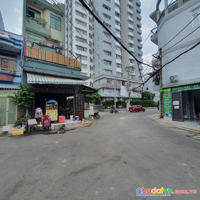 Bán nhà mặt tiền đường lý thánh tông, quận tân phú, 303m2, 22 tỷ .