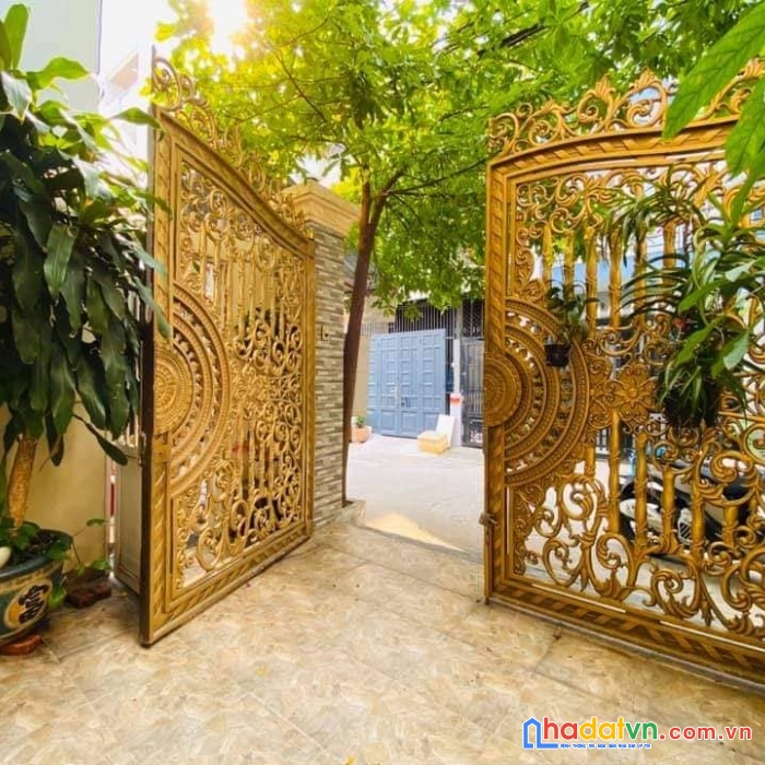 Bán biệt thự có thang máy tặng luôn nội thất cao cấp