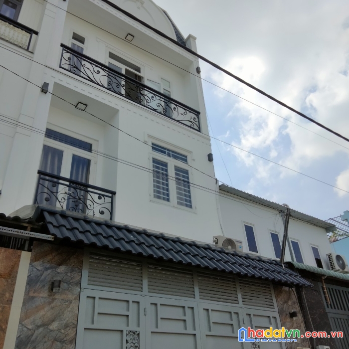 Hxh phan văn hớn 60m2 3 tầng, gần cầu tham lương