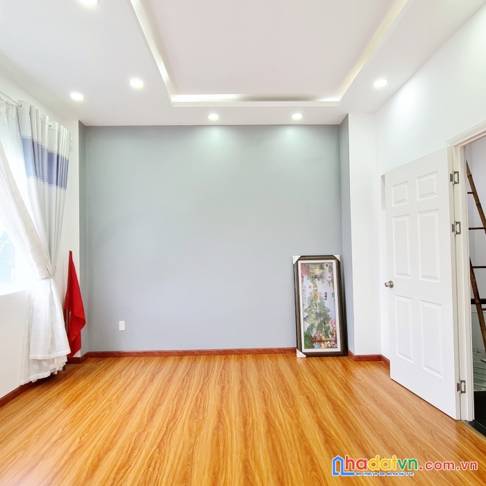 Quận 7,huỳnh tấn phát, phú thuận,4*8,2 tầng xe hơi tới nhà, gía chỉ 2,850 tỷ