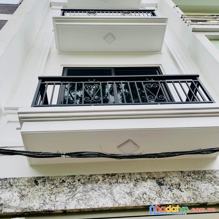 Bán nhà phố ngô gia tự, long biên 55m*4t*mt 4.m ô tô vào nhà, thiết kế hiện đại, ở sướng