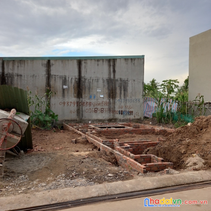 Đất ngay ngã 3 chợ lò lu ngang 5m xe hơi vào tận nơi - đường võ văn hát - quận 9 cũ