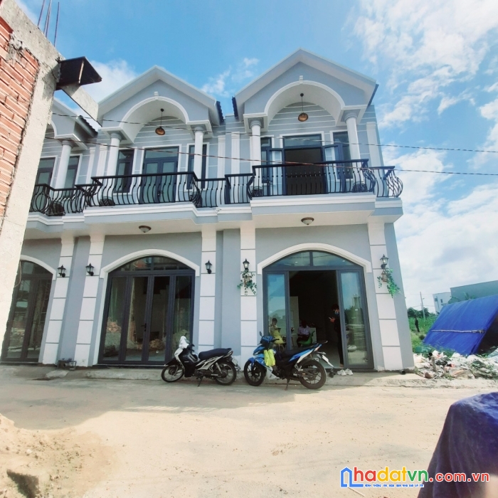 Bán nhà gần chợ bình chánh chỉ 800 triệu nhận nhà sử dụng ngay còn lại ngân hàng hỗ trợ