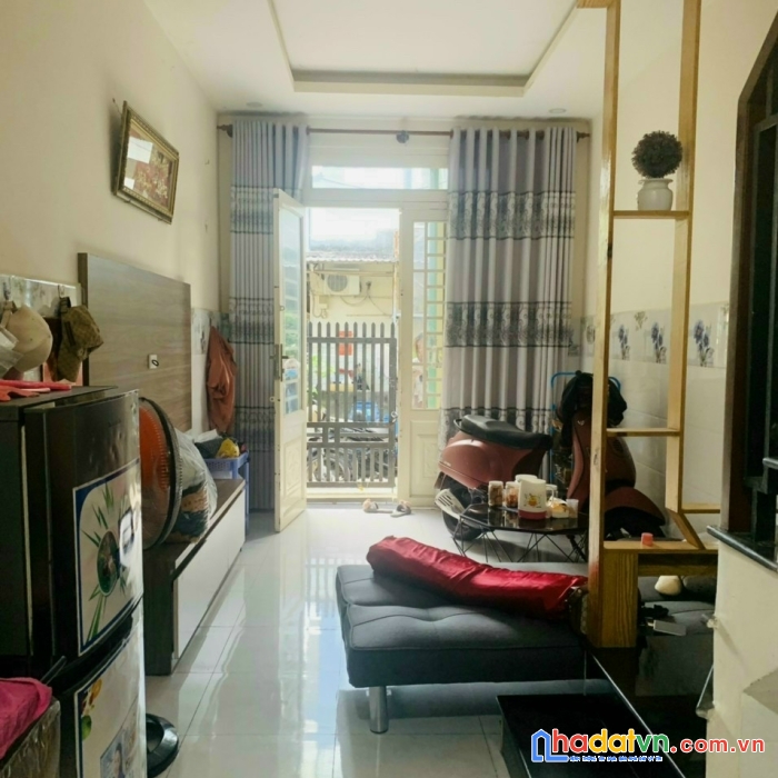 Nhà ngộp bán gấp 1trệt 1lầu+4 phòng trọ, sát mặt đường 7 linh trung, đường xe hơi, 86m2 đất 5.7tỷ