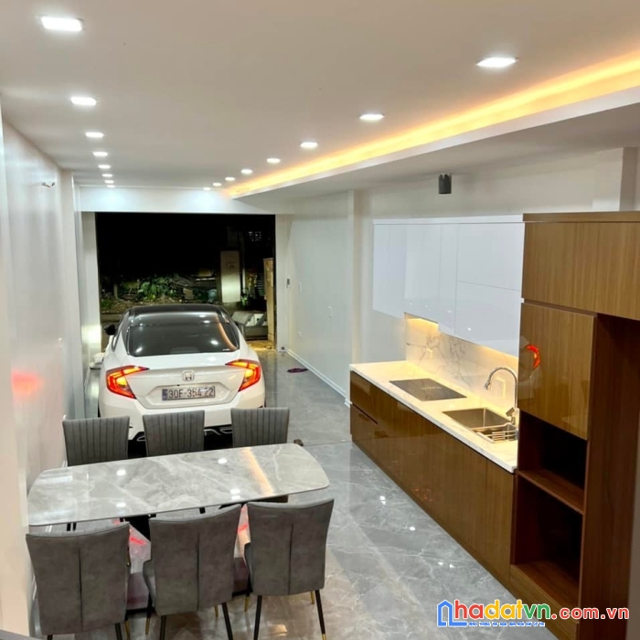 Nhà mới xây thanh am, long biên oto vào nhà 6 tỷ