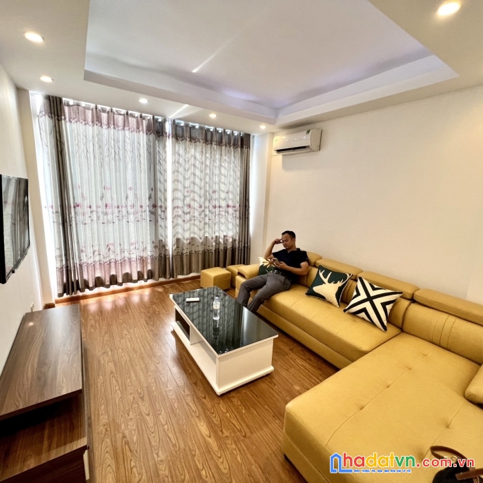 Bán nhà xuân phương - ô tô tránh - vỉa hè - nhà đẹp ở luôn - gía 5.2 tỷ - khách xem là chốt.