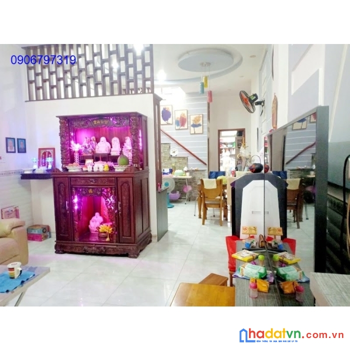 Ngộp oxy chủ bán 5.5 tỷ hẻm xe hơi ngã tư bốn xã 60m 4 lầu