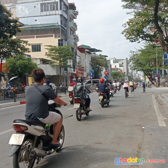 Bán nhà mặt phố tôn đức thắng 115m2, mặt tiền 7,2m giá 33,9 tỷ