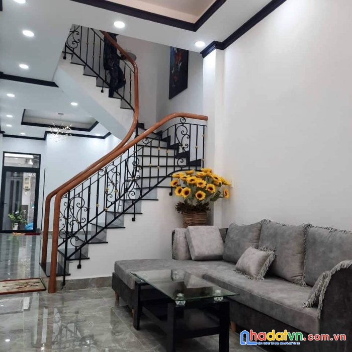 Bán nhà tân bình- hẻm thông huỳnh văn nghệ-55m2- sổ vuông vức-nhỉnh 3 tỷ.