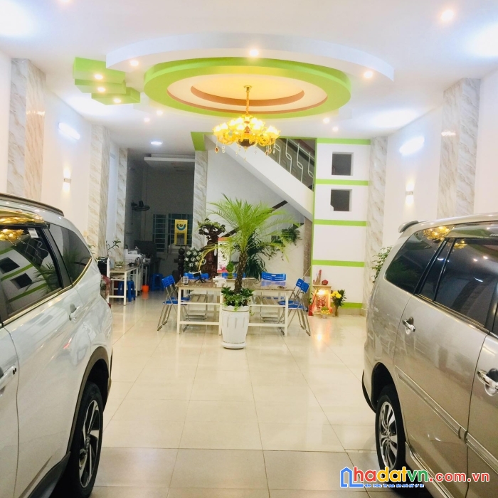 Bán nhà mặt tiền kinh doanh gần siêu thị aeon bình tân