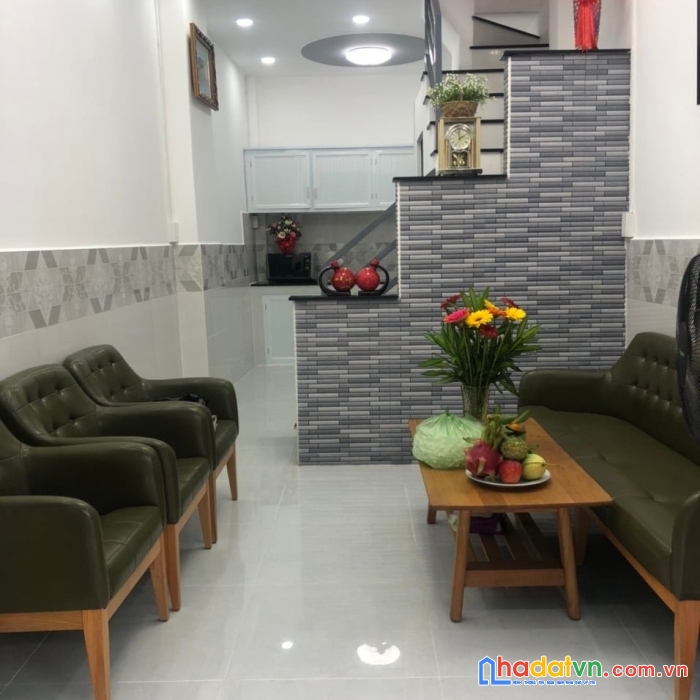 Bán nhà 2 tầng, 2pn, giá 3.1 tỷ, âu dương lân, p3, q8