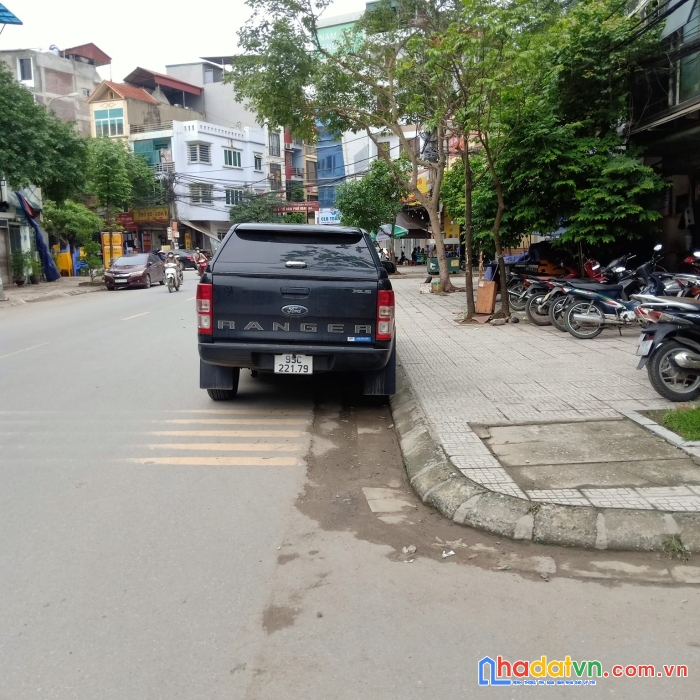Bán nhà văn quán, 33m22, 4 tầng, giá 5,85 tỷ. nhà 4 tầng- vỉa hè rộng - ô tô tránh - kinh doanh