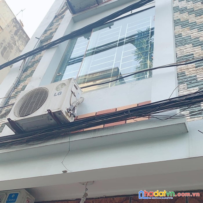 Bán nhà phố đức giang, long biên 40m*4t*giá 4,1 tỷ, phân lô, ô tô tránh, ở sướng