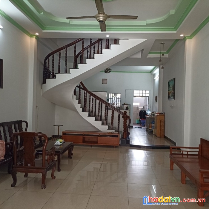 Mặt tiền dương thị mười, tch, q12, dt:130m2 giá chỉ nhỉnh 13 tỷ.