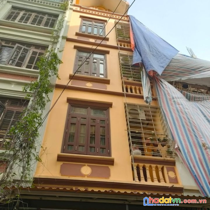 Bán nhà kinh doanh nguyễn khánh toàn 56m2x5t mt 3,8m 8 tỷ oto tránh có gara