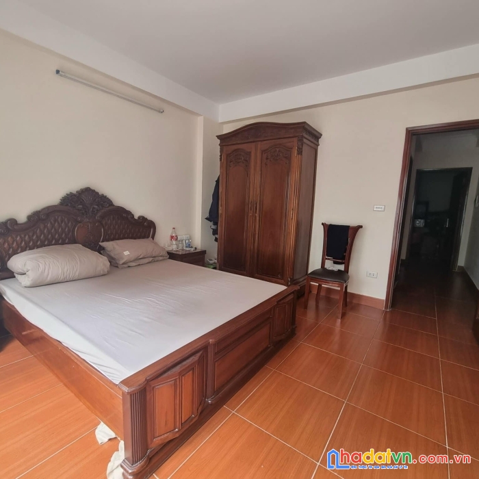 Bán căn biệt thự 2 mặt tiền view công viên 135m2 chỉ với giá 1x tỷ x mầm non lh 0989894845.