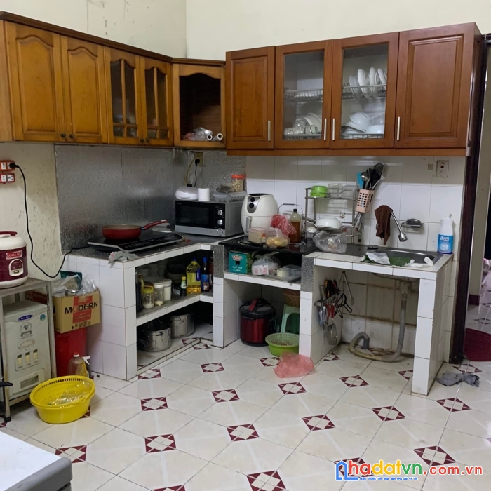 Bán nhà bồ đề ô tô đỗ cửa dt 110m2 mặt tiền 5.5m giá 6 tỷ