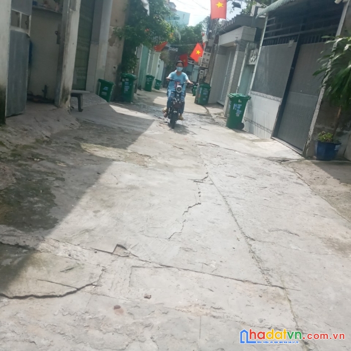 Cần tiền bán dãy trọ gần trại bò long bình 165m2 shr thổ cư đường ô tô thông